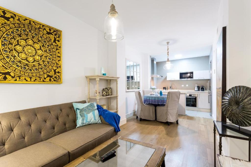 Atrivm San Julian Apartment Sevilla Dış mekan fotoğraf